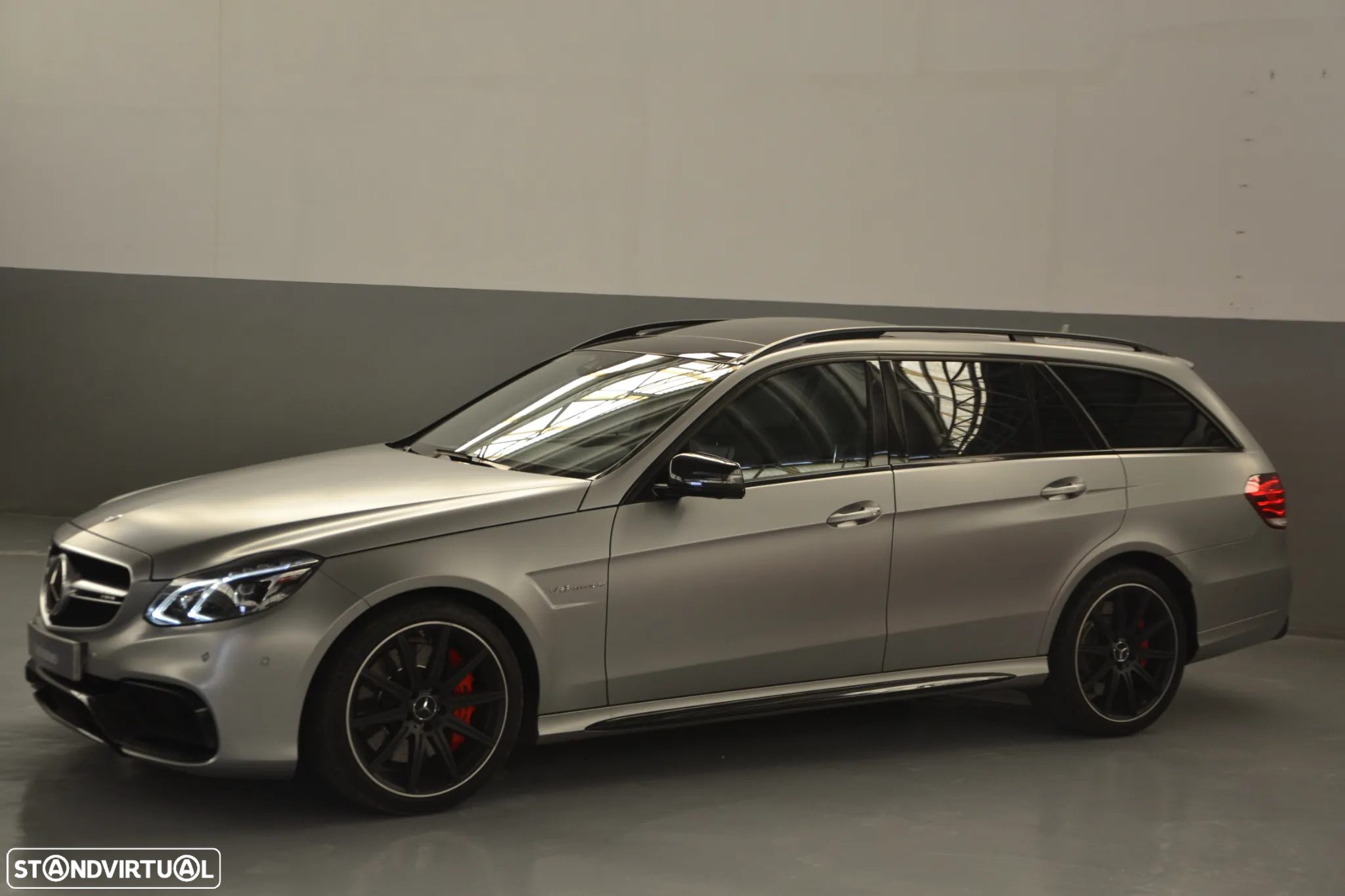 Mercedes-Benz E 63 AMG S 4-Matic - 4