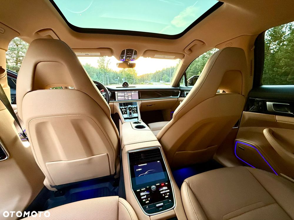 Porsche Panamera ver-4-executive - 17