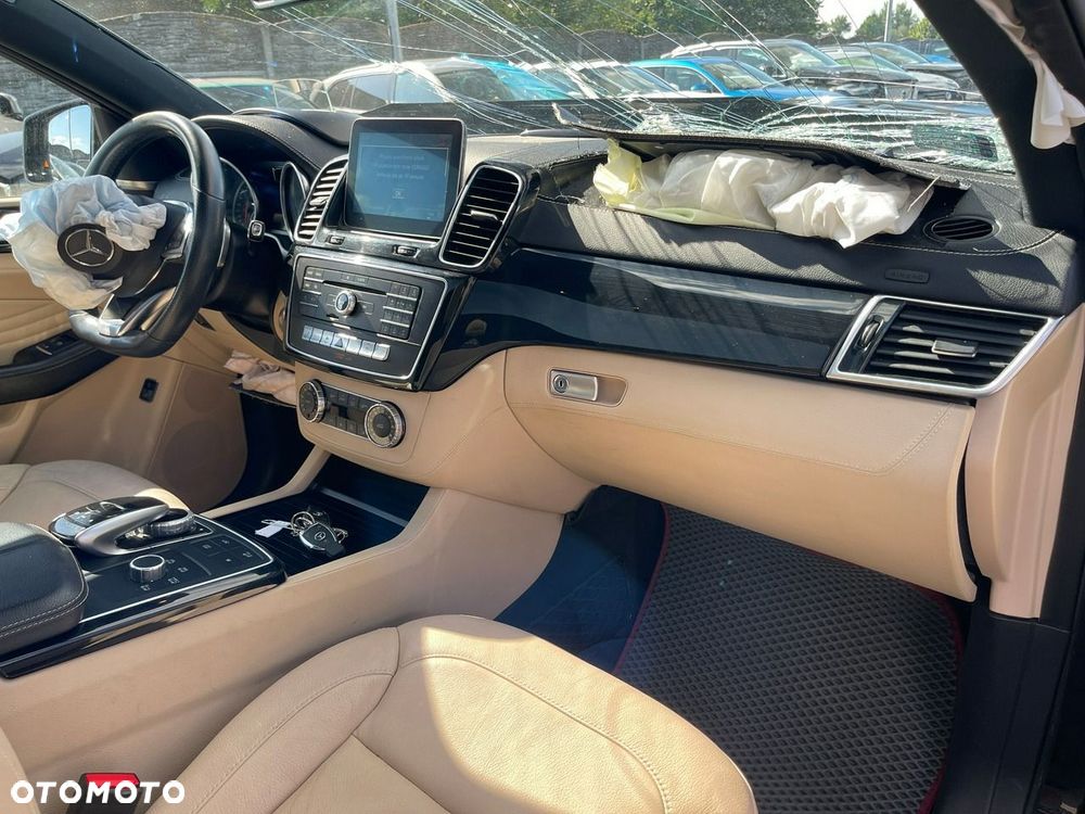 Mercedes-Benz GLE AMG 43 4M 9G-TRONIC AMG Line - 13
