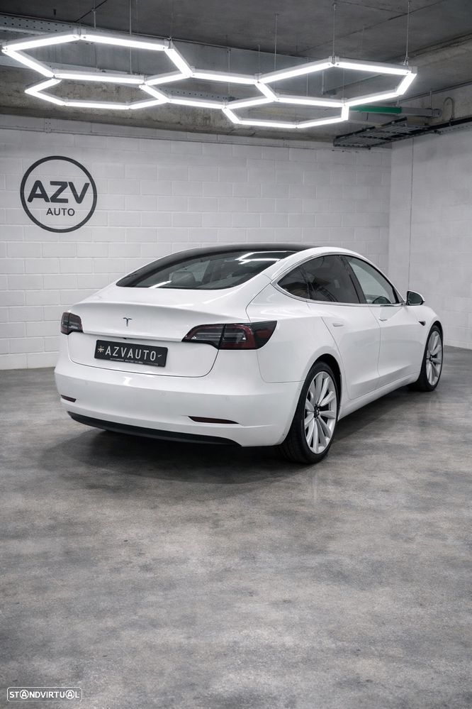 Tesla Model 3 Long-Range RWD - 2