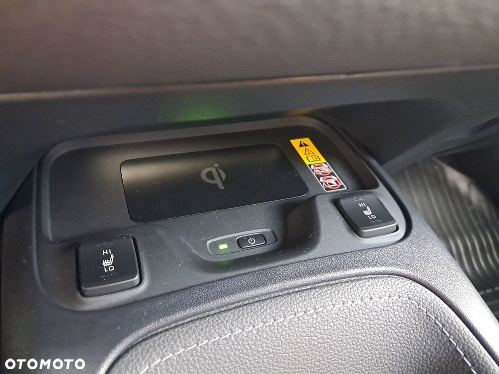 Toyota Corolla 1.8 Hybrid Style - 25