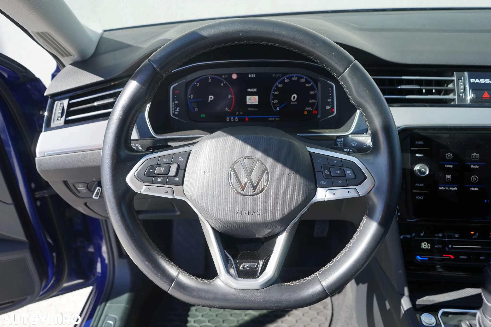 Volkswagen Passat Variant 2.0 TDI DSG 4Motion Highline - 14