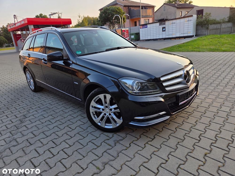 Mercedes-Benz Klasa C 200 T Kompressor Automatik Avantgarde - 17