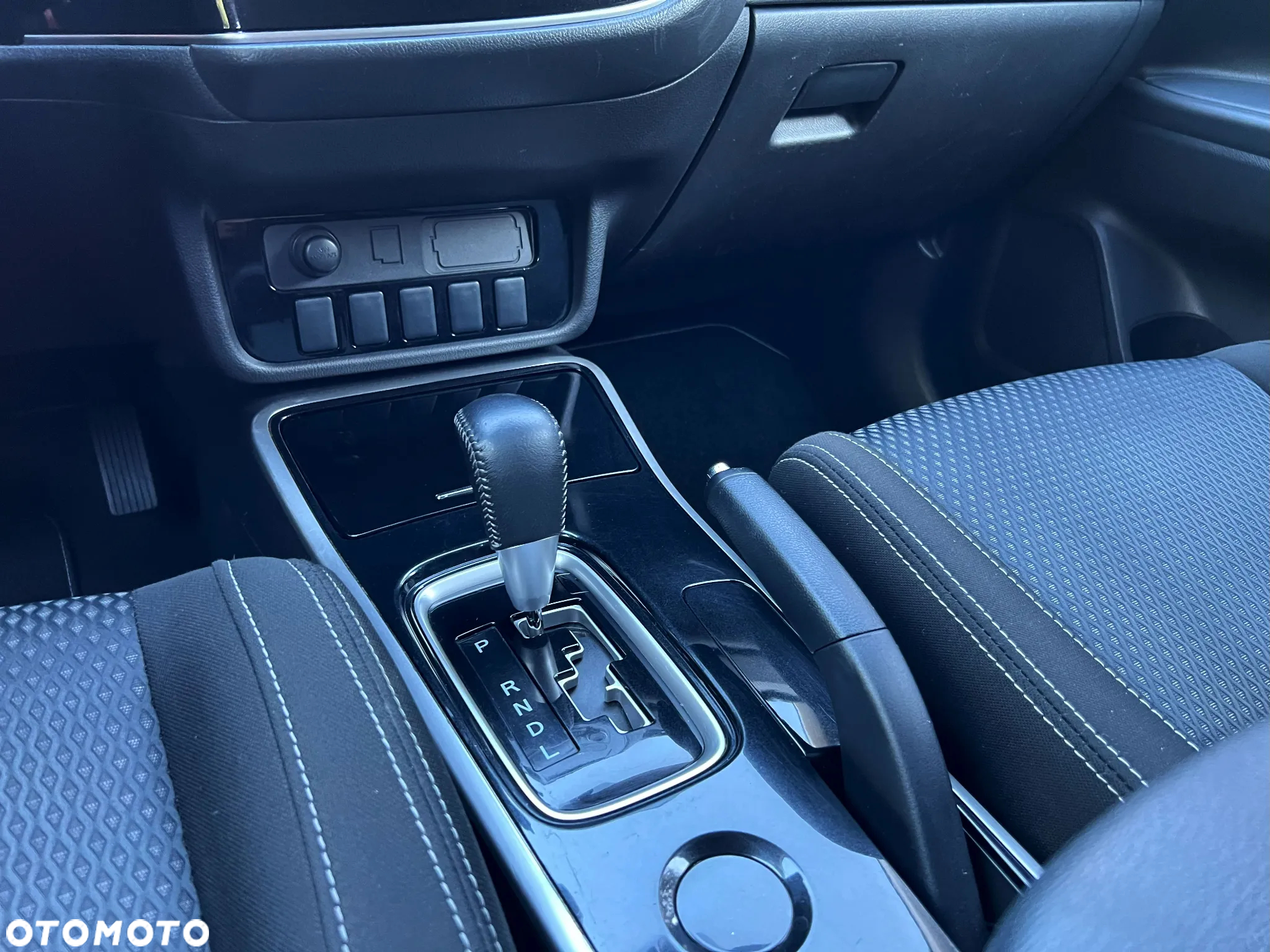 Mitsubishi Outlander 2.0 2WD CVT Edition 100 - 29