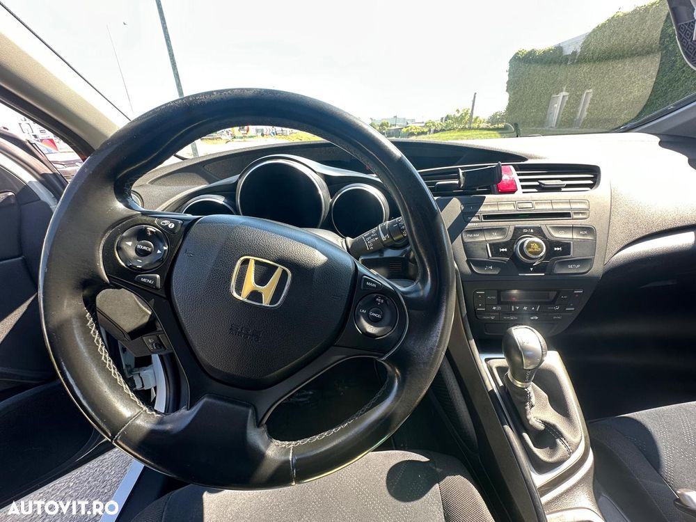 Honda Civic 1.8 i-VTEC MT Executive - 19