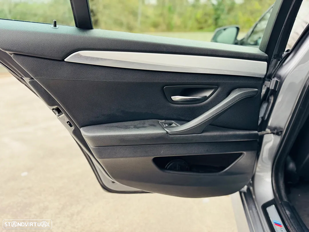 BMW 520 d Pack M Auto - 19