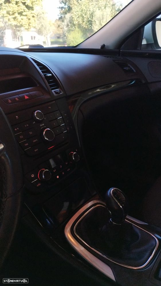 Opel Insignia 2.0 CDTI Cosmo - 4