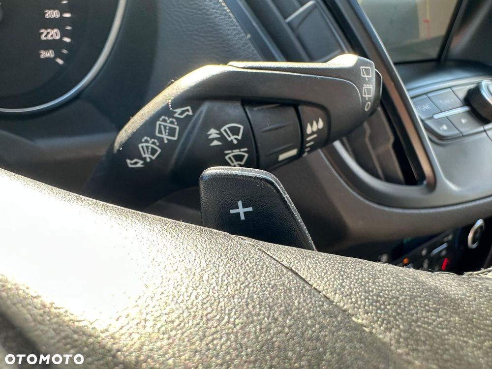 Ford Kuga 1.5 EcoBoost 4x4 Titanium - 12