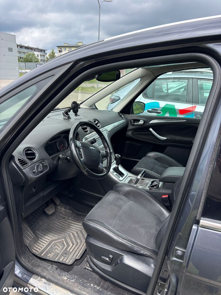 Ford Galaxy 2.3 Ghia - 14