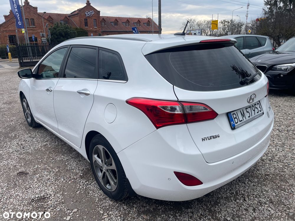 Hyundai i30 1.6 CRDI DCT Premium - 7