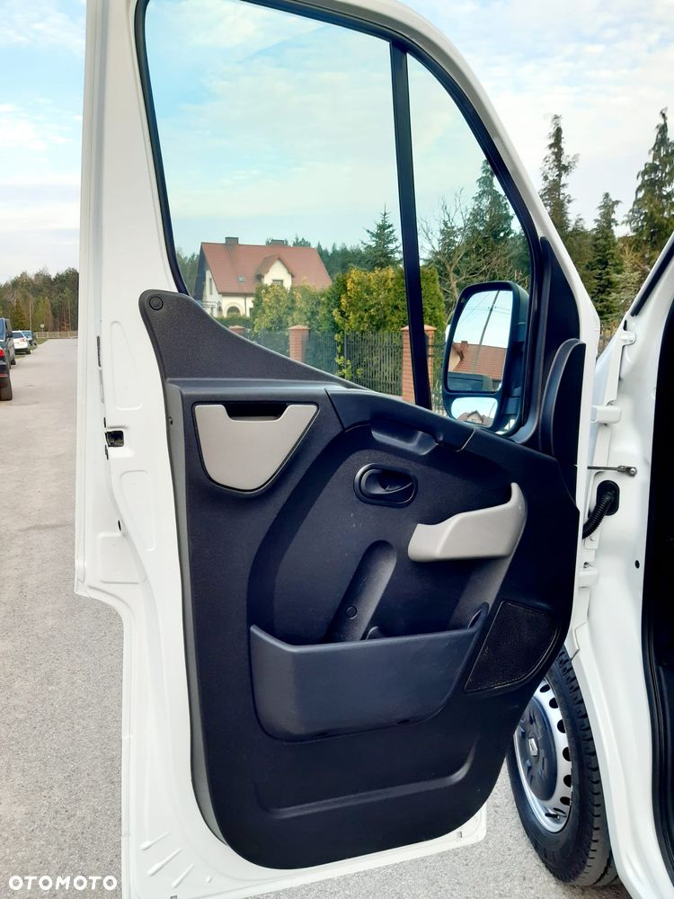 Renault Master - 30