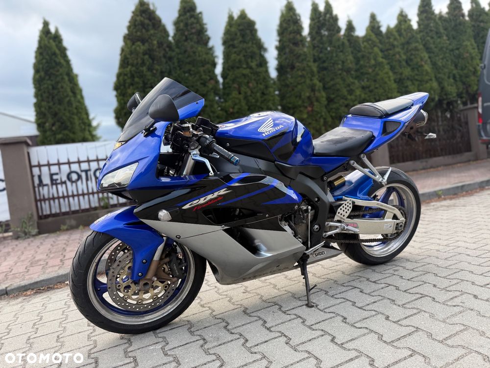 Honda CBR - 16