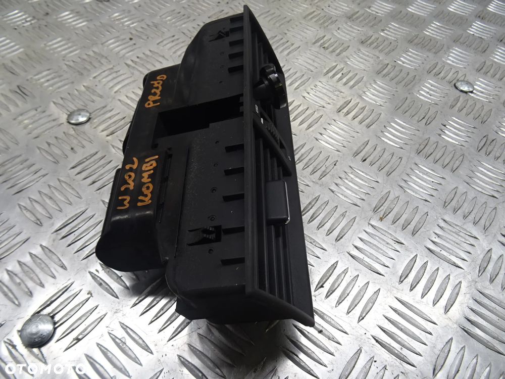 MERCEDES W202 LIFT 96-01 KRATKA NAWIEWU ŚRODKOWA - 6