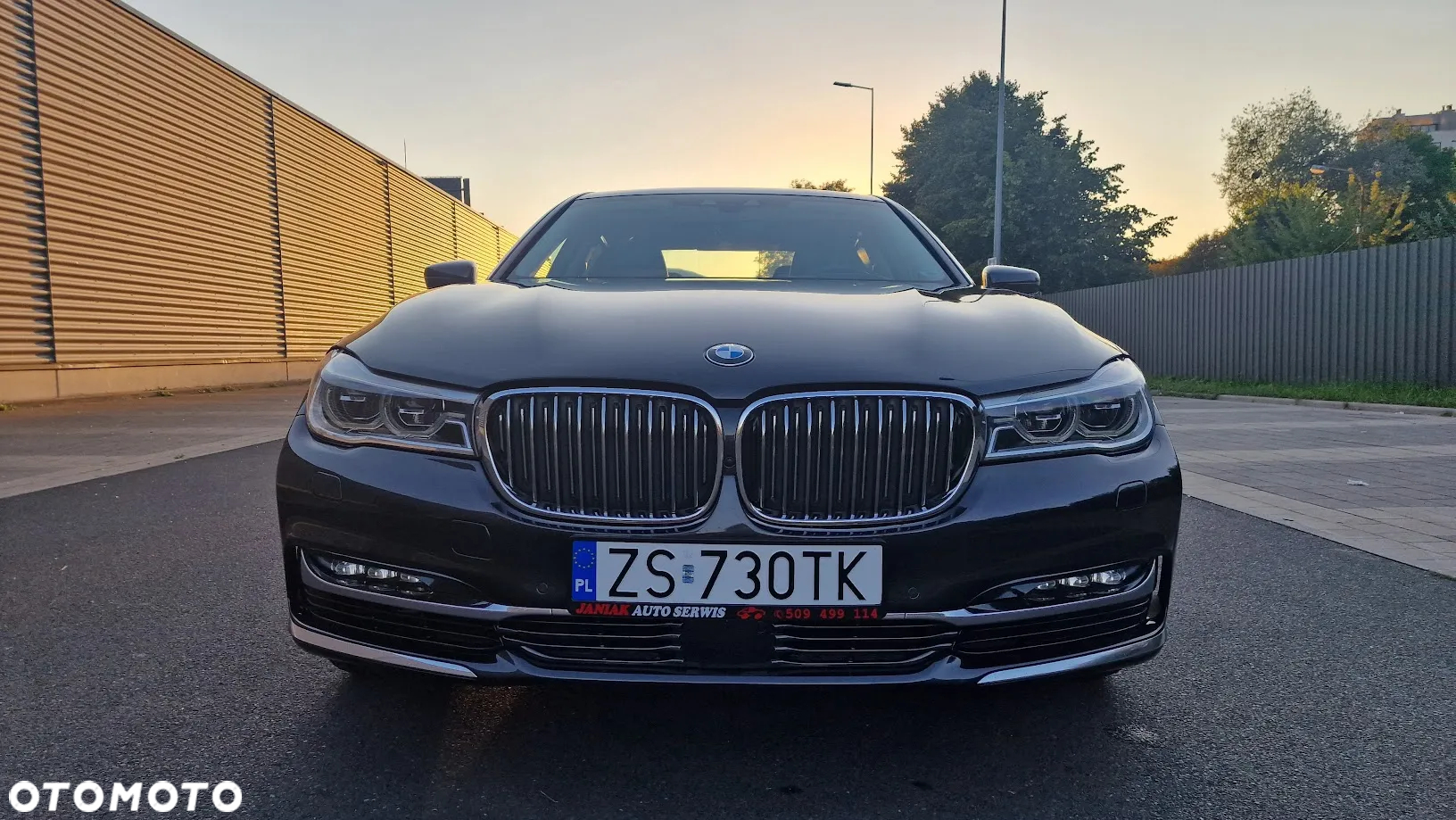 BMW Seria 7 750Li xDrive - 4