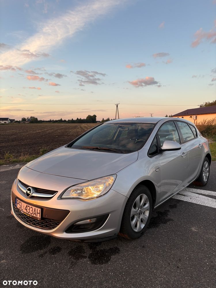 Opel Astra 2.0 CDTI Enjoy - 2