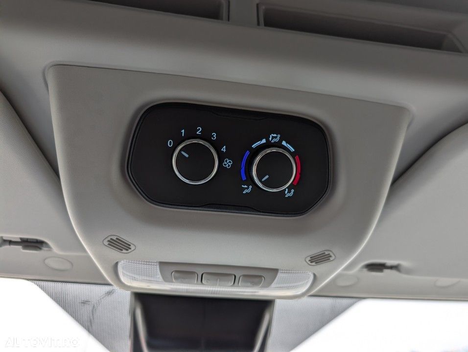 Ford Transit - 21