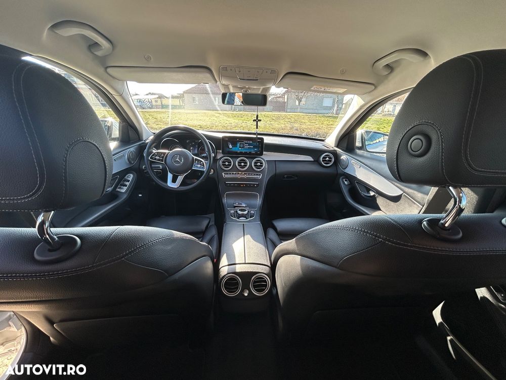 Mercedes-Benz C - 22