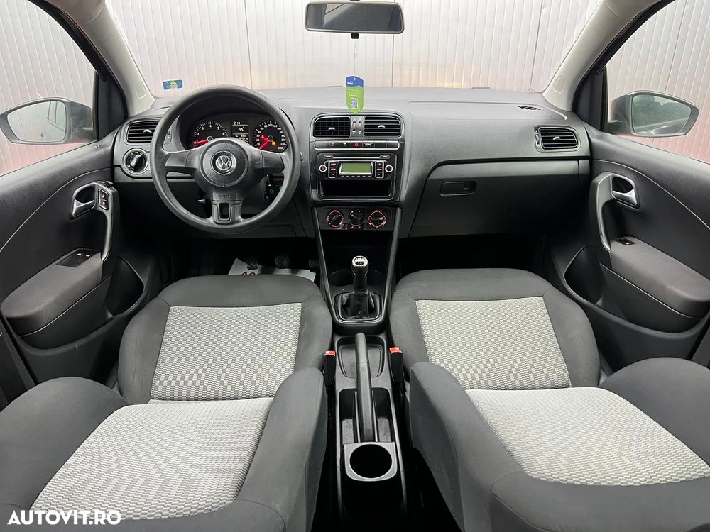 Volkswagen Polo - 4
