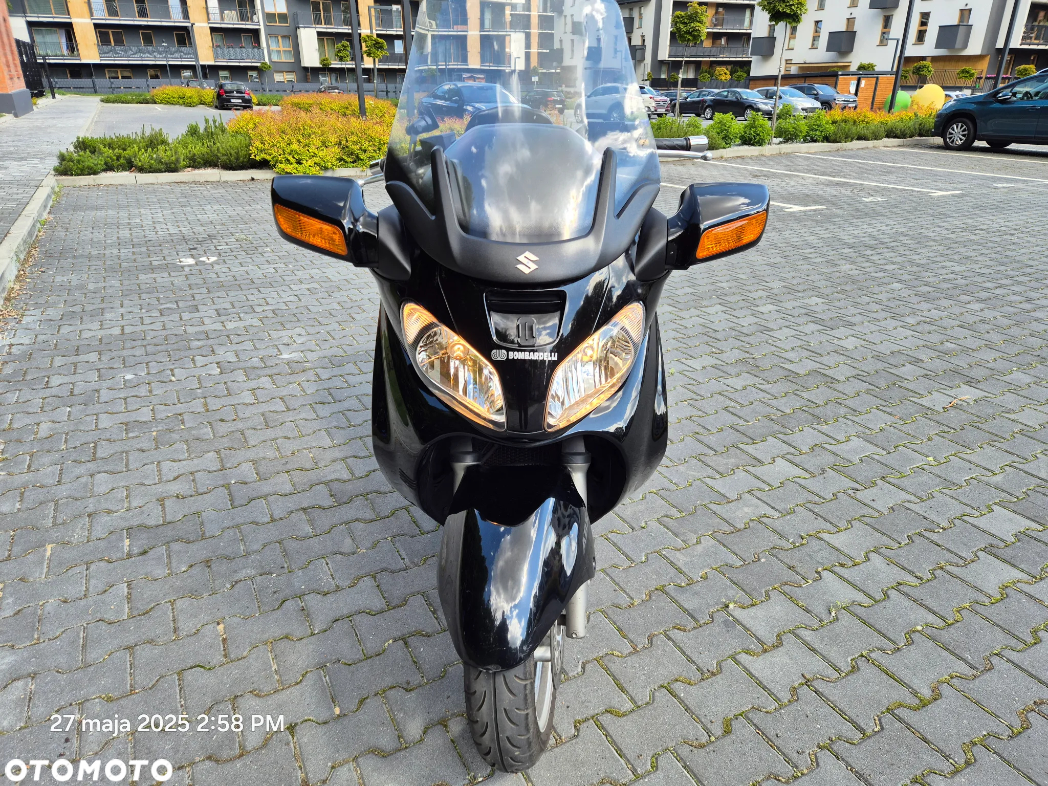 Suzuki Burgman - 3
