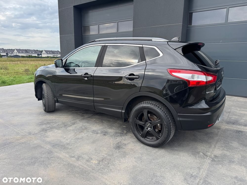 Nissan Qashqai 1.6 DCi 4x4 Black Edition EU6 - 10