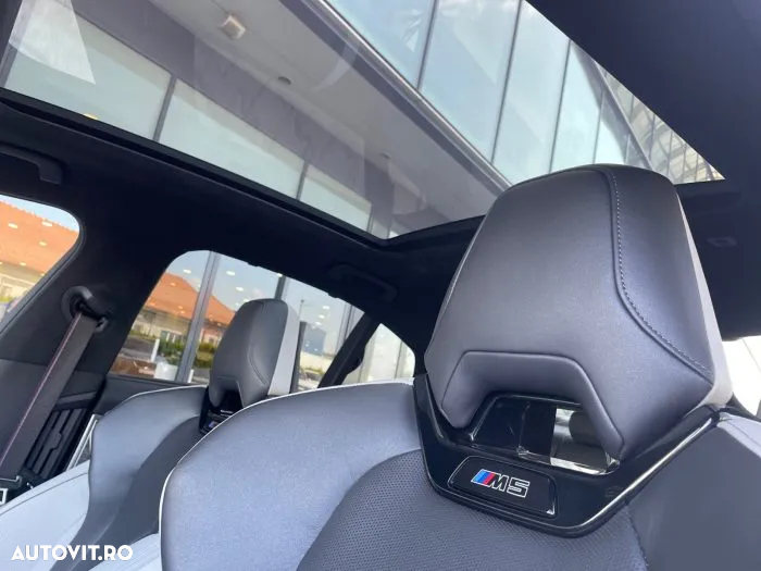 BMW M5 xDrive AT PHEV - 11