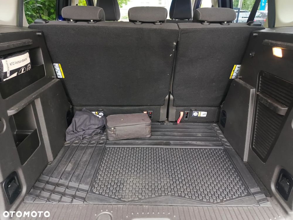 Ford Tourneo Courier 1.0 EcoBoost Titanium - 37