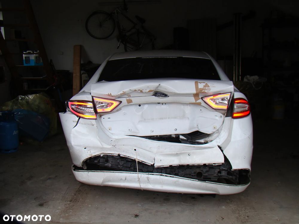 Ford Mondeo 2.0 Hybrid Titanium - 7