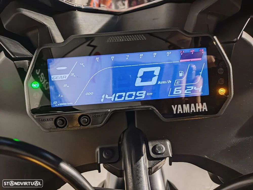 Yamaha YZF R-125 - 4