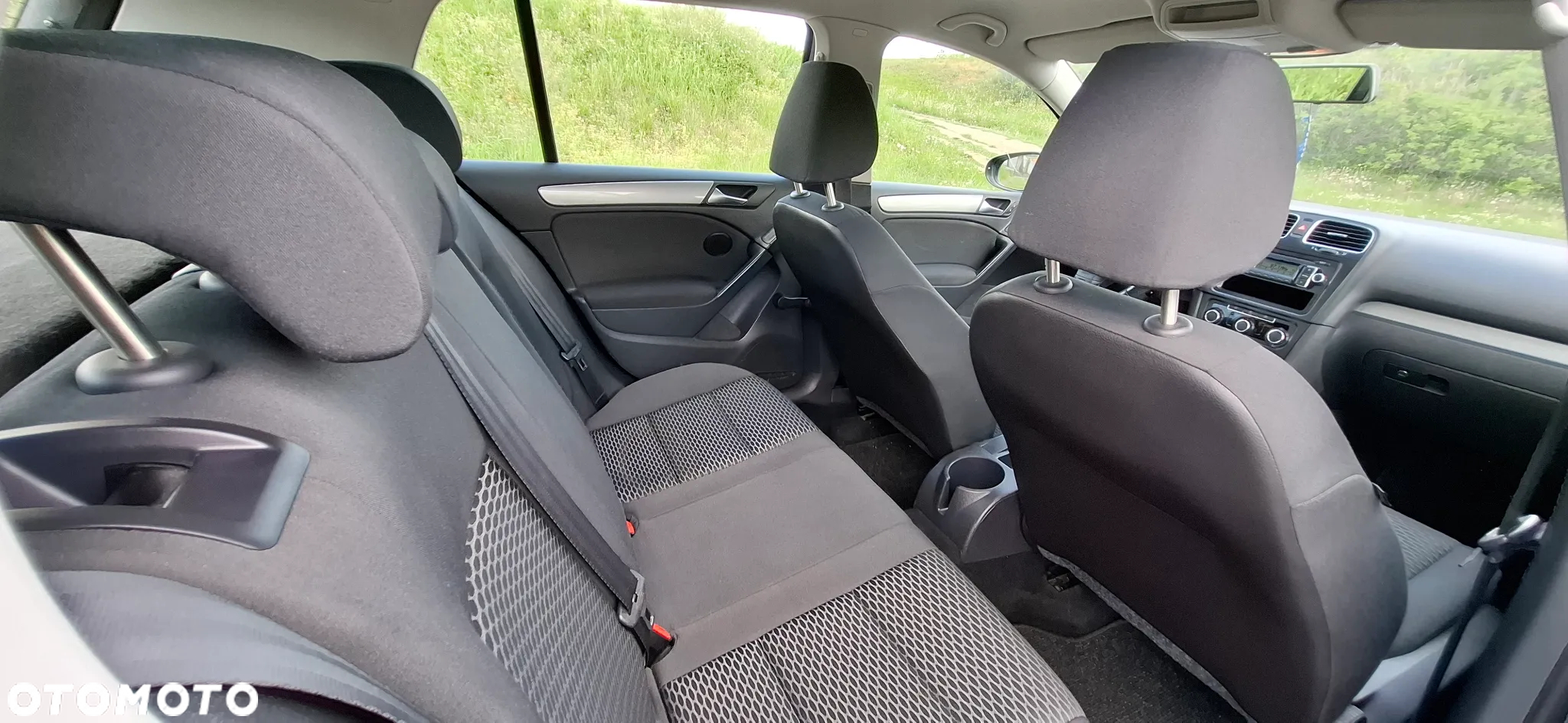 Volkswagen Golf 1.6 Comfortline - 12