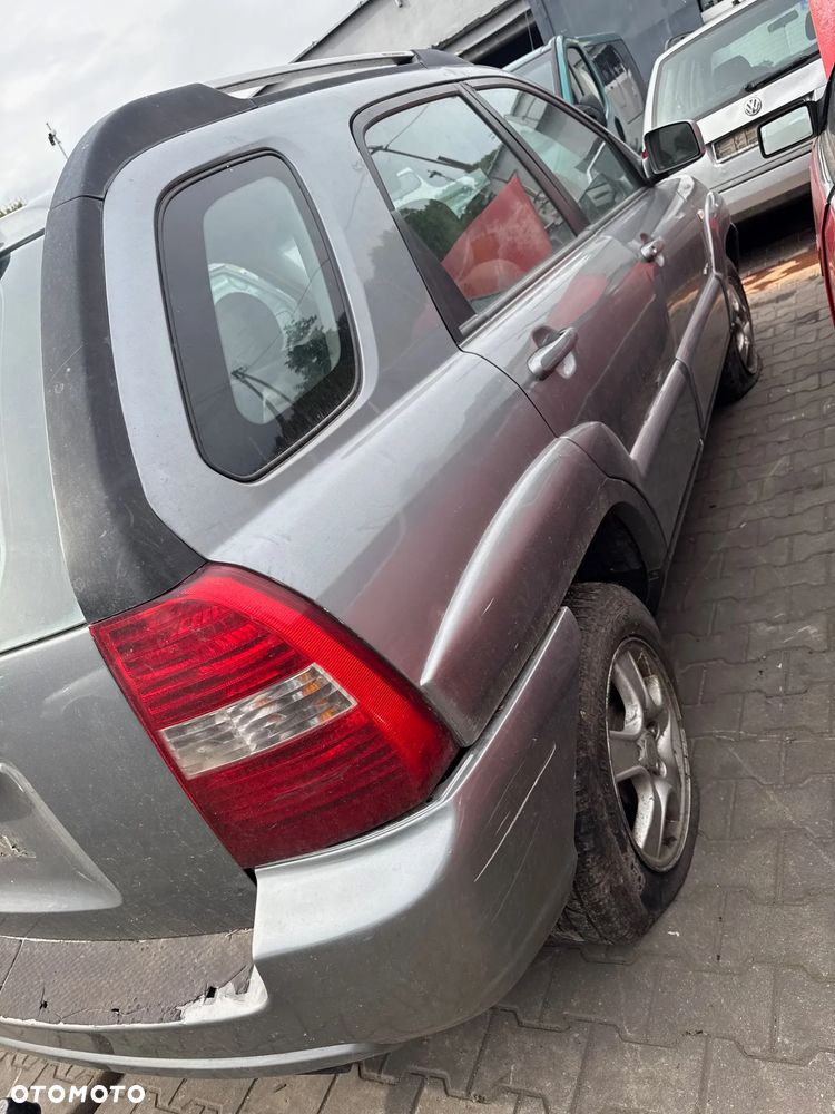 Kia Sportage 2 na części - 4