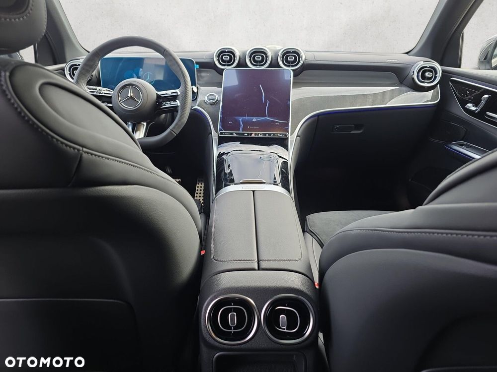 Mercedes-Benz GLC - 14