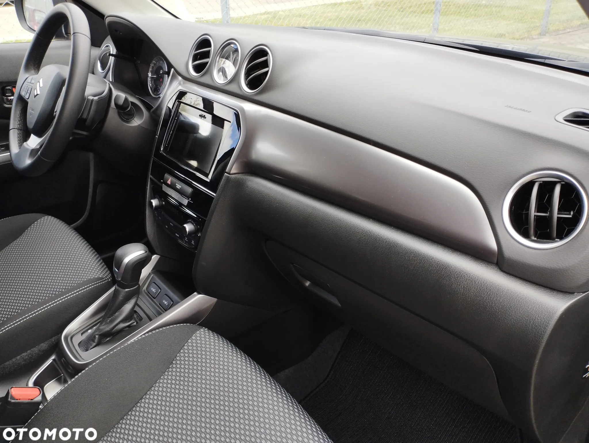 Suzuki Vitara 1.5 Strong Hybrid Premium 2WD AGS - 10