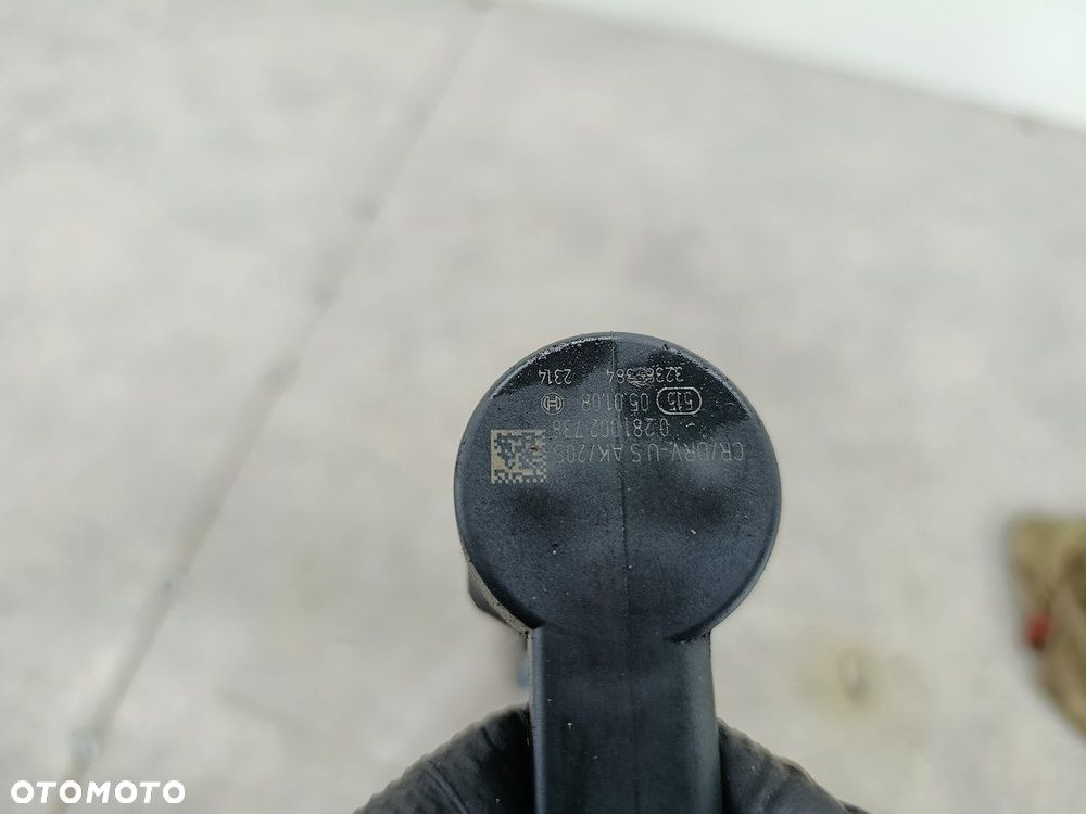 LISTWA WTRYSKOWA DIESEL BMW 1 E87 7809127 0445214182  BOSCH 2.0 D 118d - 6