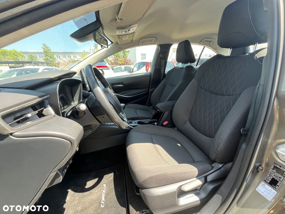 Toyota Corolla - 27