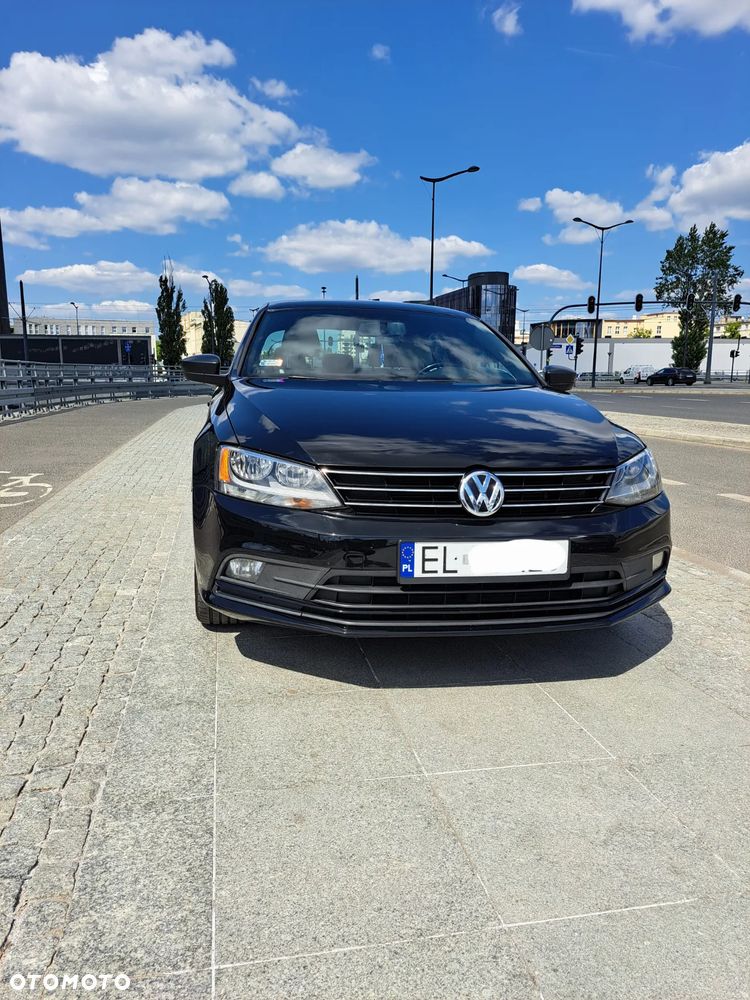 Volkswagen Jetta 1.8T SE - 12