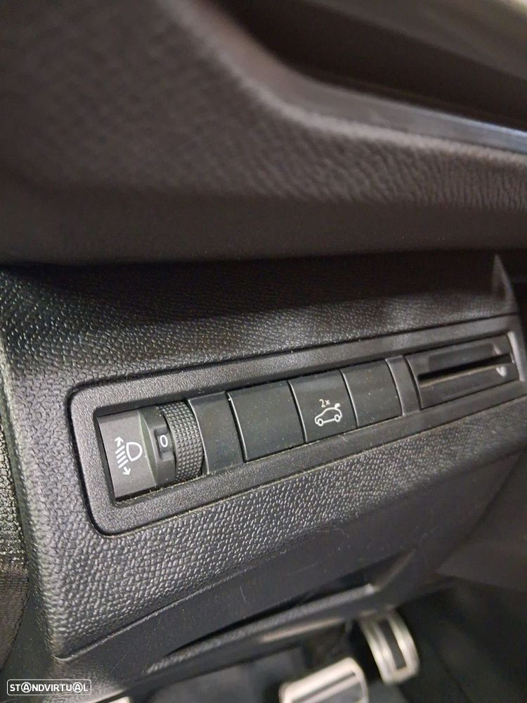 Peugeot 3008 - 20