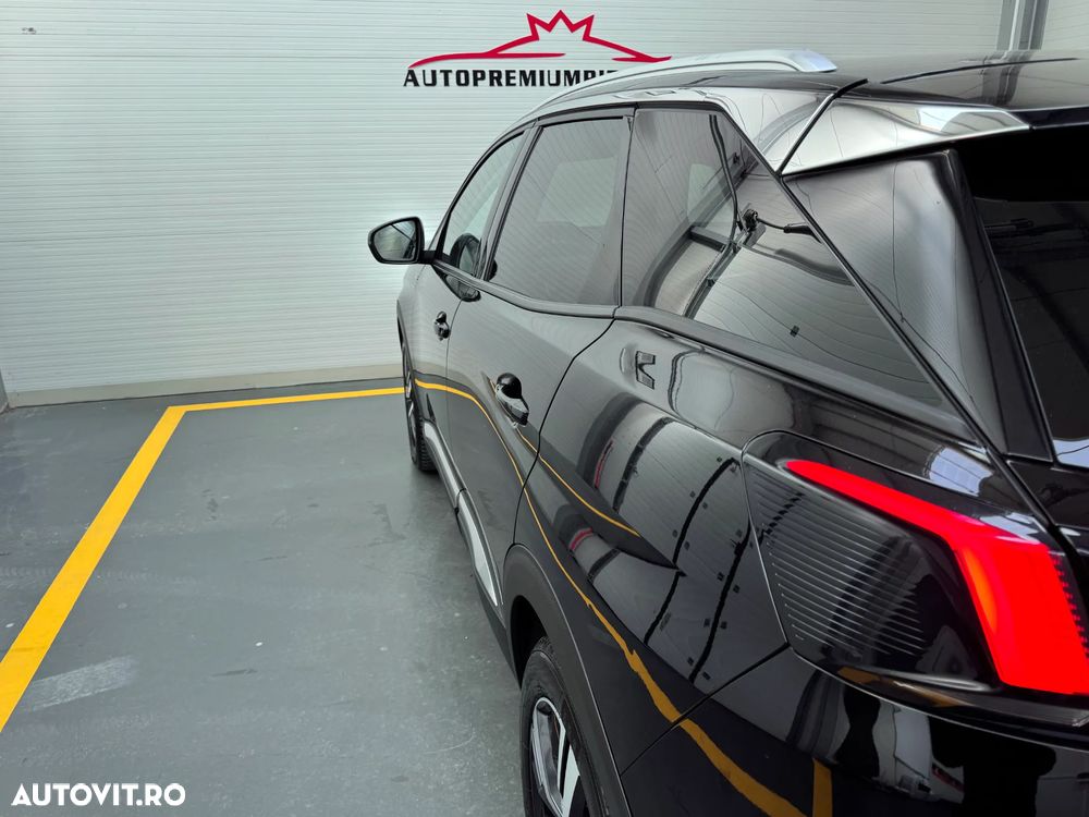 Peugeot 3008 1.2 PureTech Turbo S&S GT-Line - 18