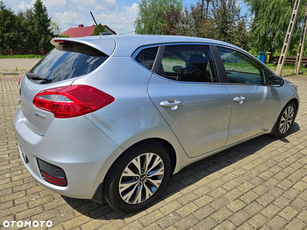 Kia Ceed 1.6 GDI L Business Line - 7
