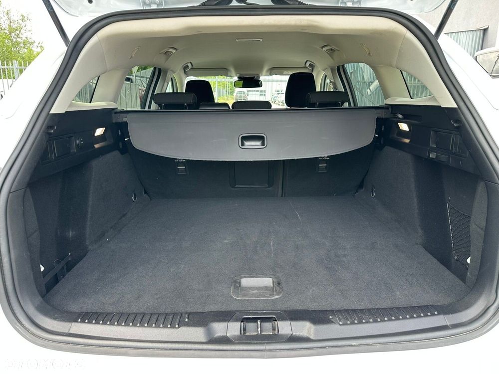 Ford Focus 1.0 EcoBoost mHEV Titanium X - 25