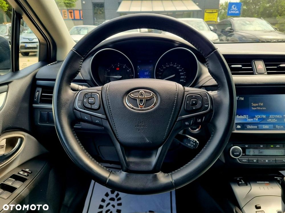 Toyota Avensis 1.8 Premium MS - 14
