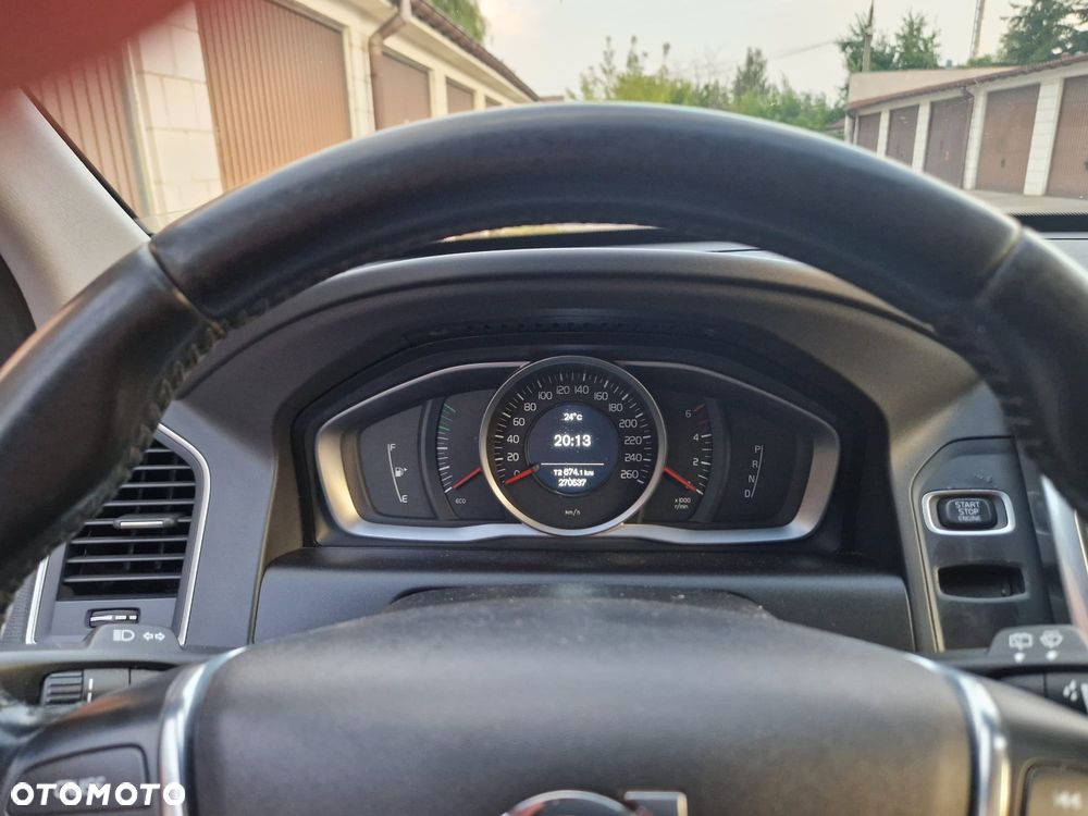 Volvo XC 60 D4 Geartronic Momentum - 11