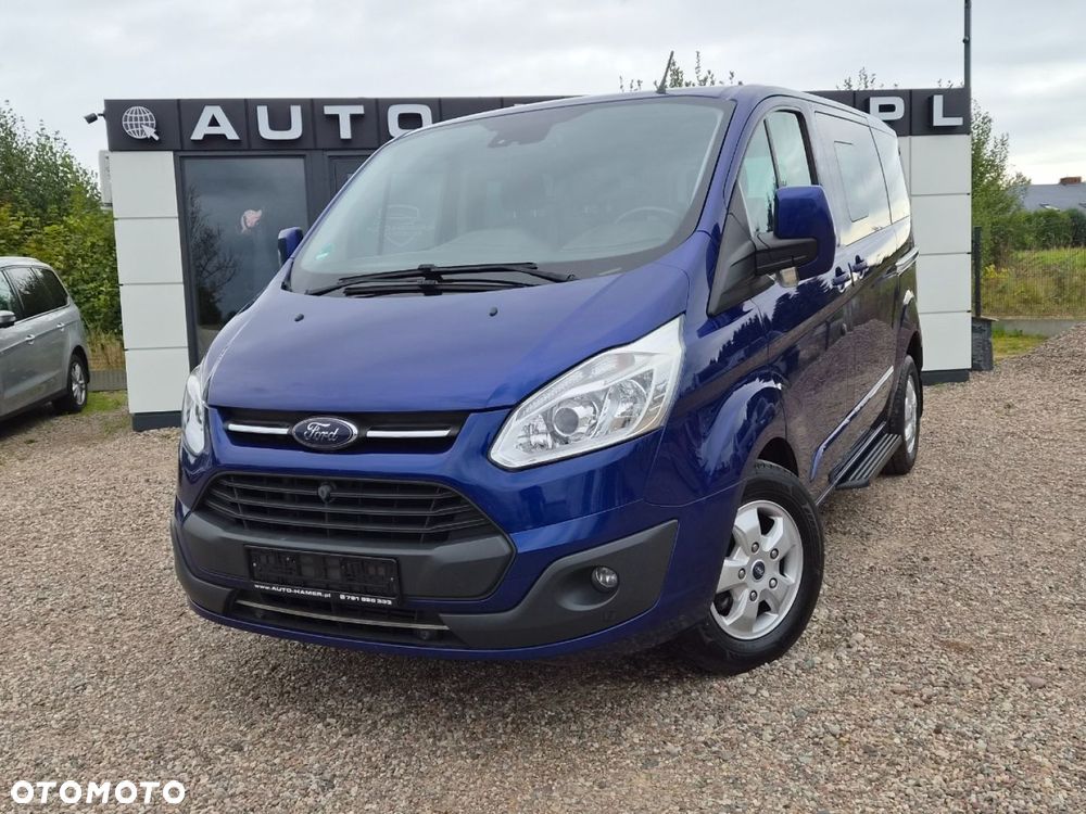 Ford Tourneo Custom - 1