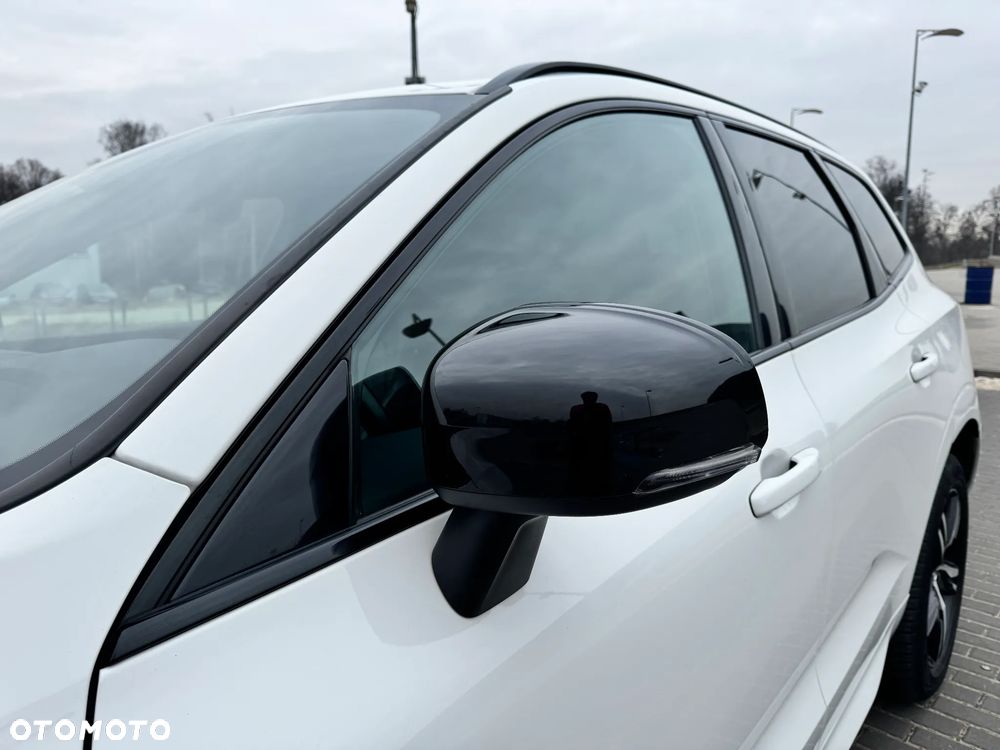 Volvo XC 60 B4 B R-Design - 12