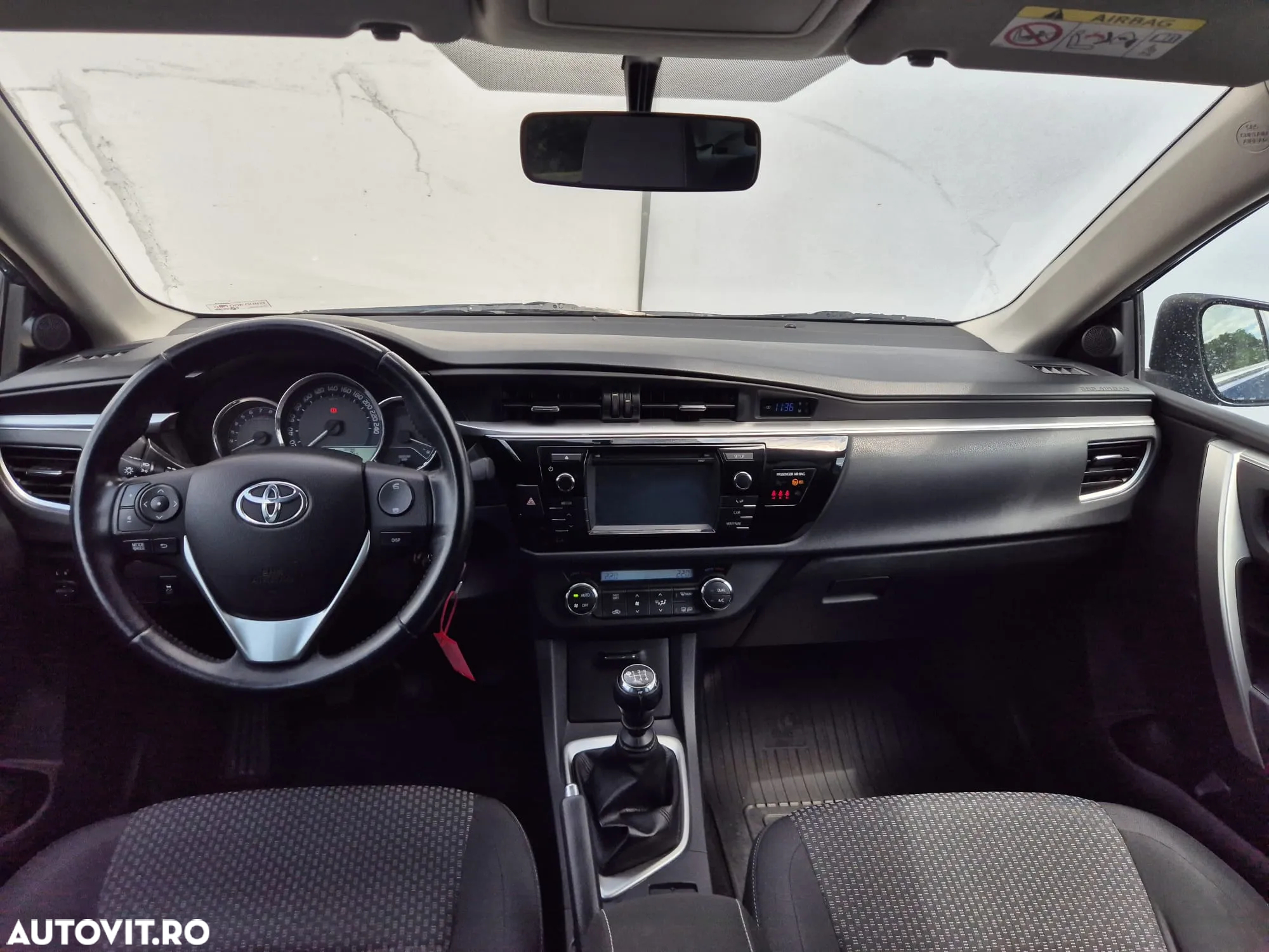 Toyota Corolla 1.6 Valvematic Sol - 9