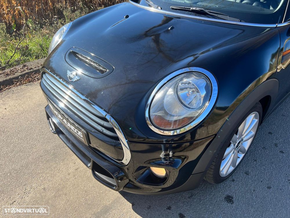 MINI 3 Portas One D - 20