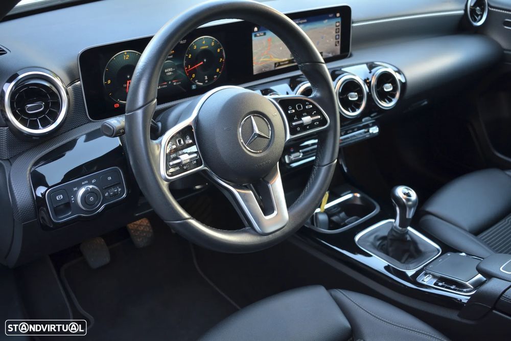Mercedes-Benz A 200 Advanced Progressive - 18