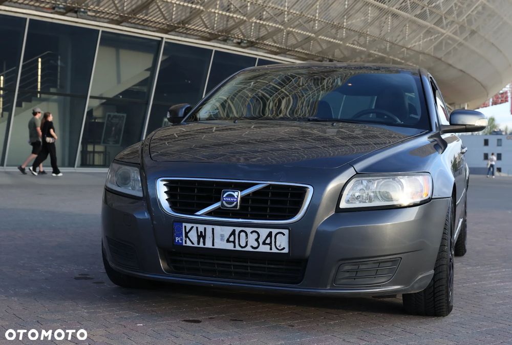 Volvo S40 2.0D - 10