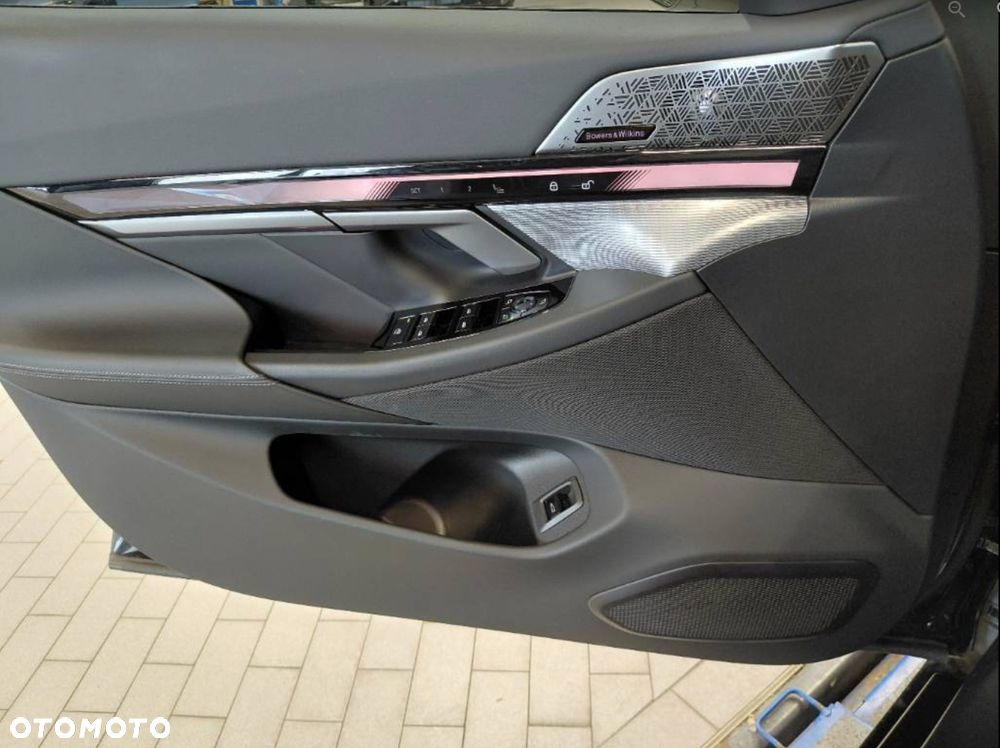 BMW Seria 5 - 24
