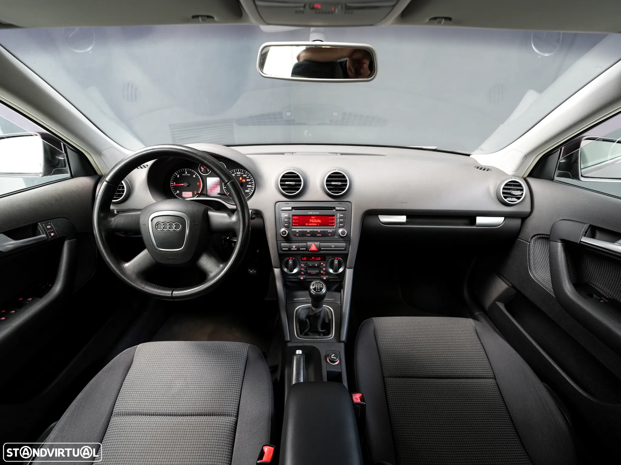 Audi A3 Sportback 1.9 TDi Attraction - 12