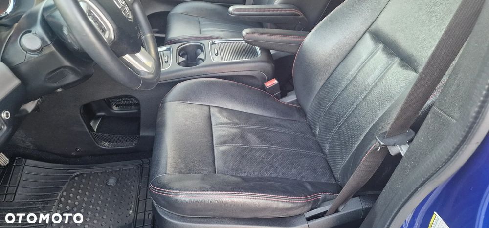 Dodge Grand Caravan - 15
